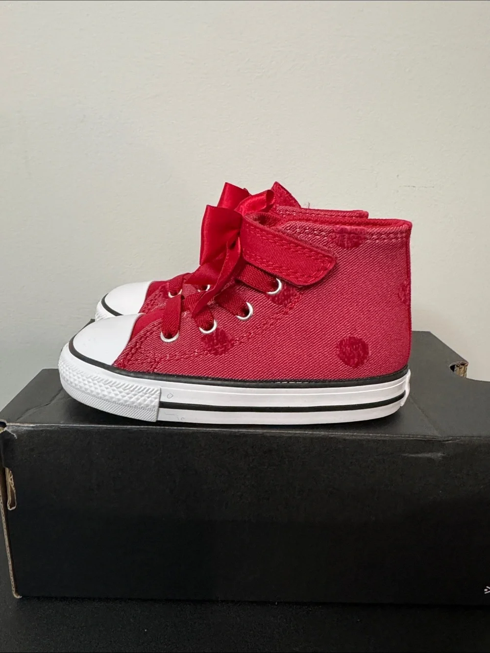 Converse All Star Polka Dots & Bow Red Sneakers Toddler Size 7 New NIB